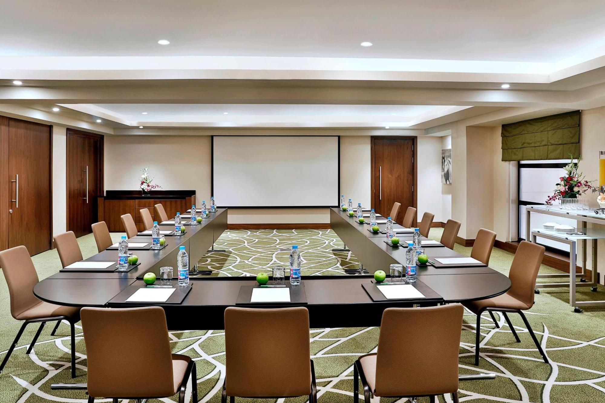 Courtyard By Marriott Riyadh Olaya Hotel Riyadh