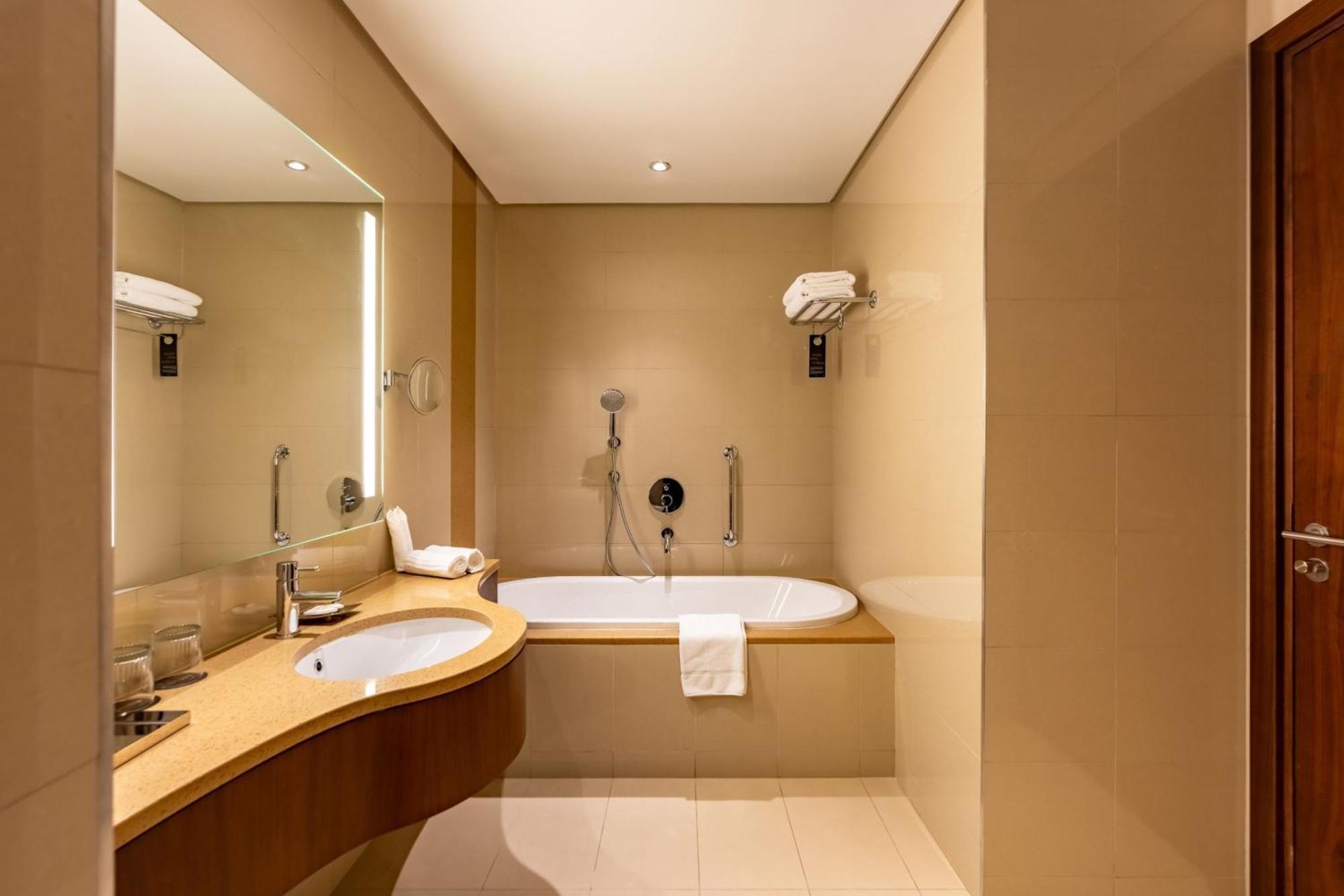 Courtyard By Marriott Riyadh Olaya 4* Riyadh