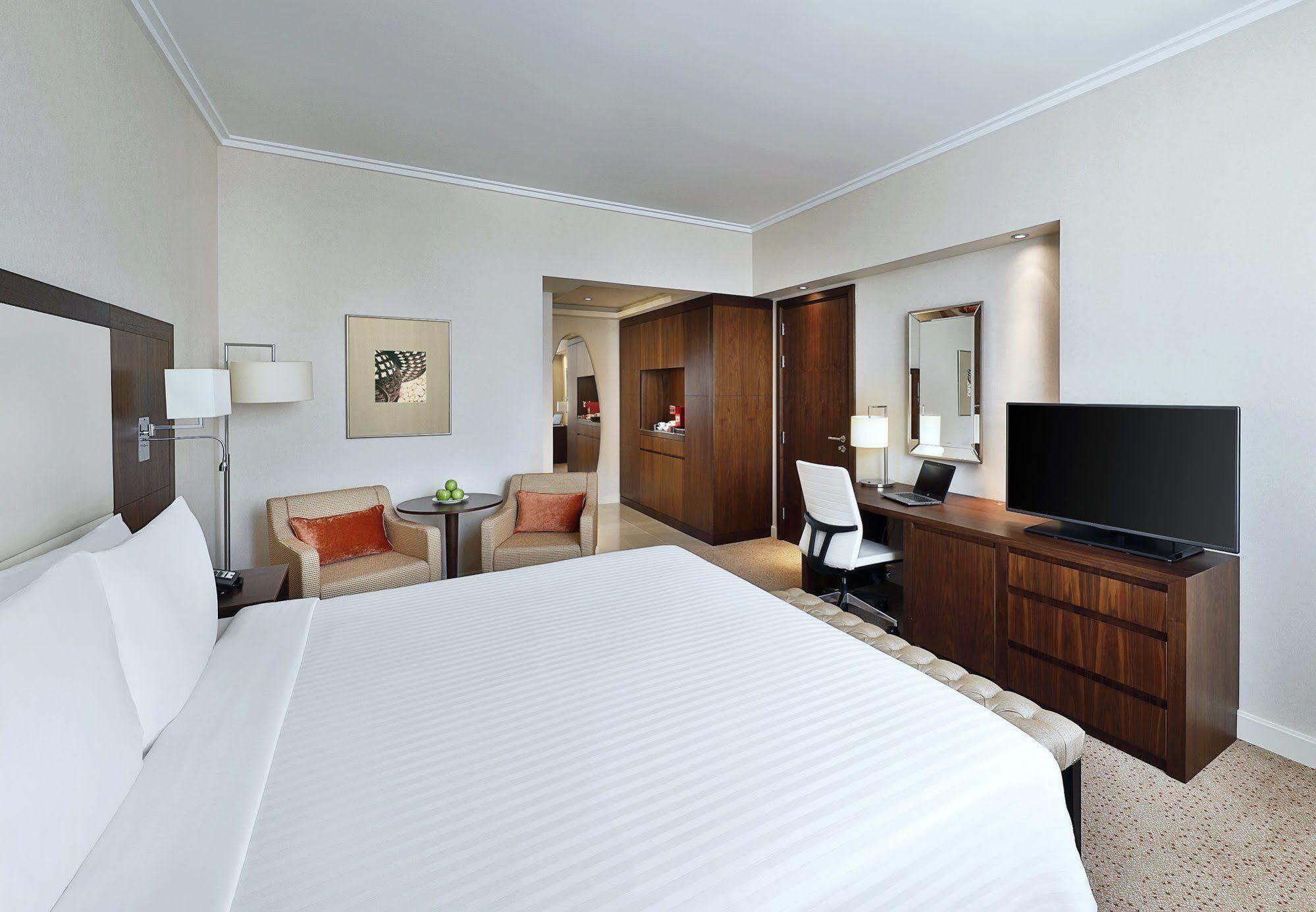 Courtyard By Marriott Olaya Hotel Riyadh