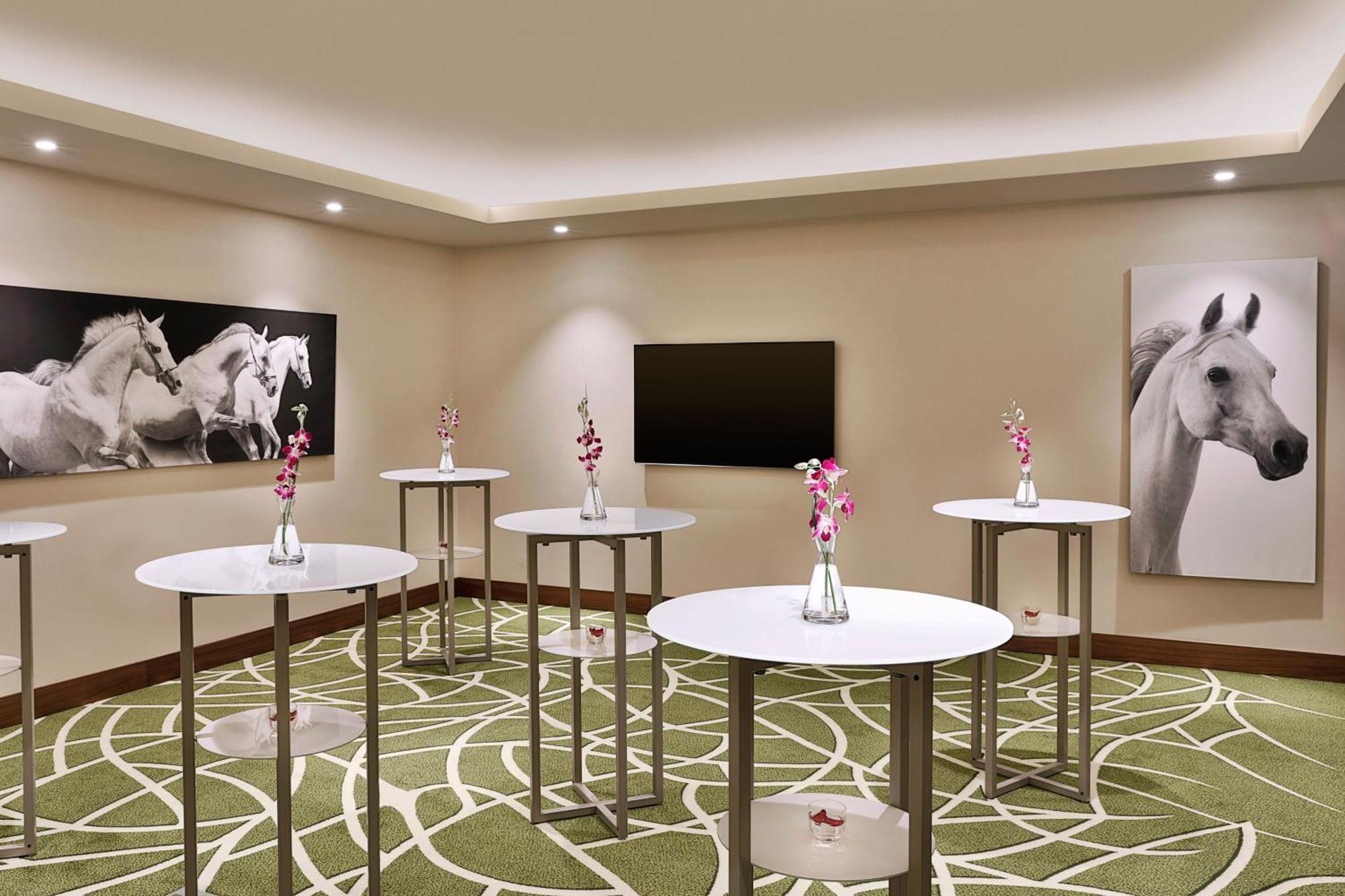 Hotel Courtyard By Marriott Olaya 4*