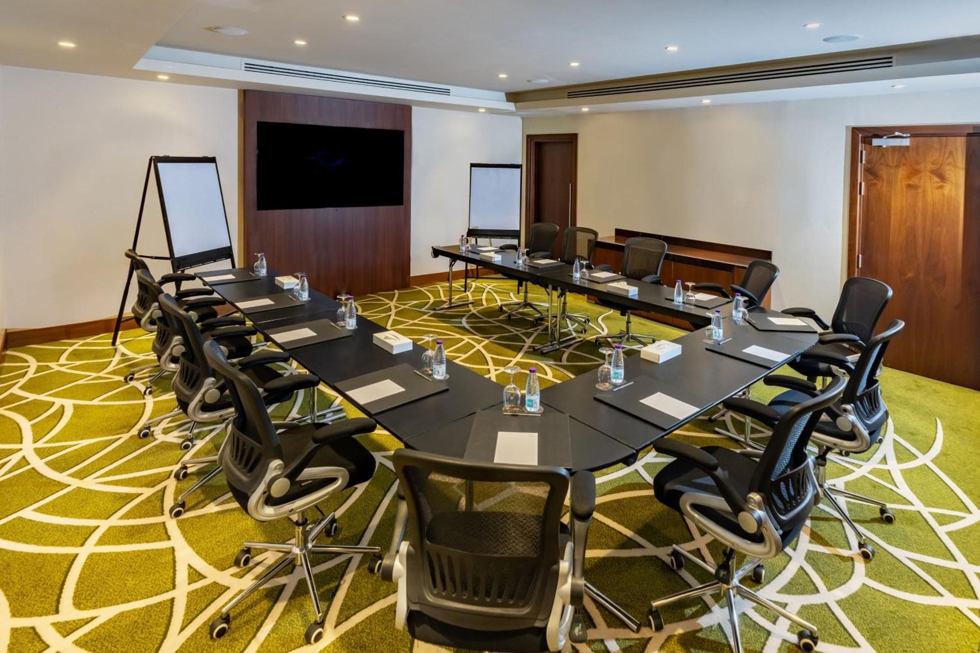Courtyard By Marriott Olaya 4* Riyadh