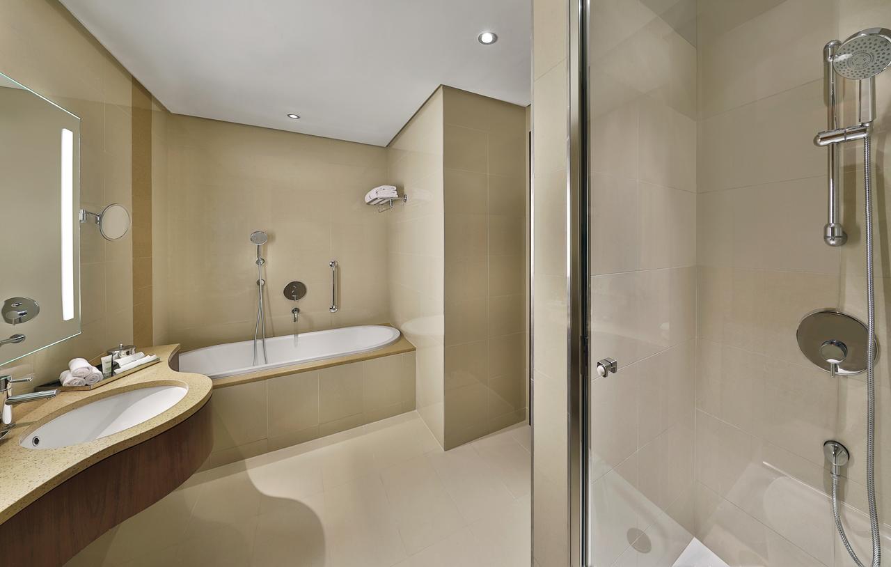 Courtyard By Marriott Olaya Hotel